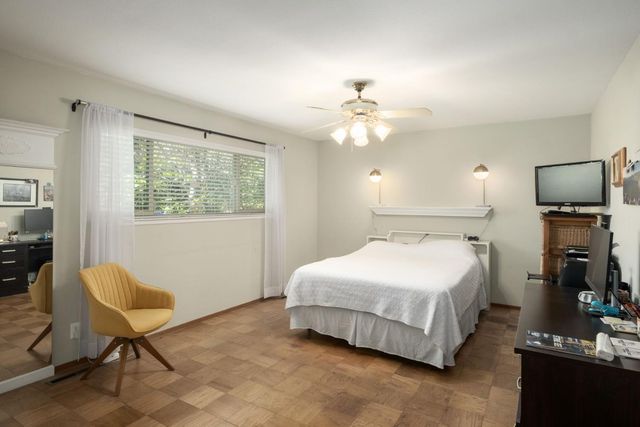 539 E Sample Avenue, Fresno, CA 93710