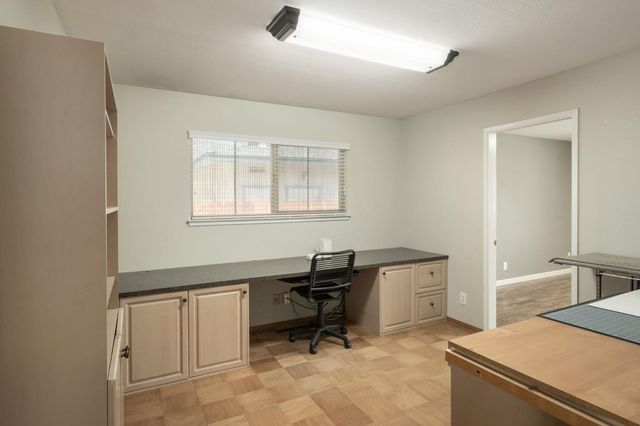 539 E Sample Avenue, Fresno, CA 93710