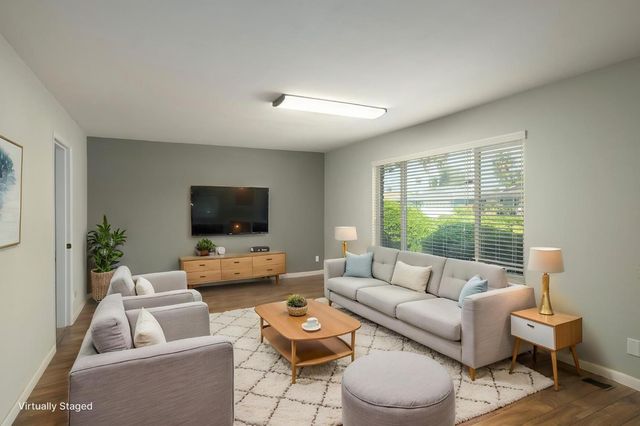 539 E Sample Avenue, Fresno, CA 93710