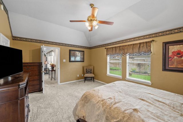 15834 Red Hill Trail, Houston, TX 77095