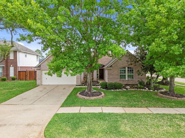 15834 Red Hill Trail, Houston, TX 77095
