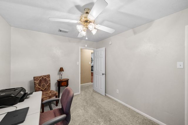 15834 Red Hill Trail, Houston, TX 77095