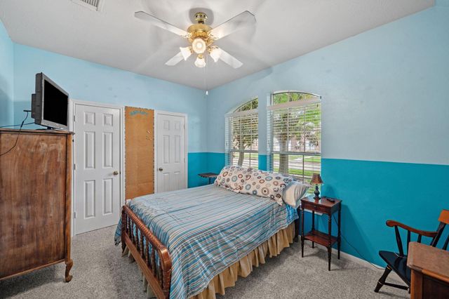 15834 Red Hill Trail, Houston, TX 77095