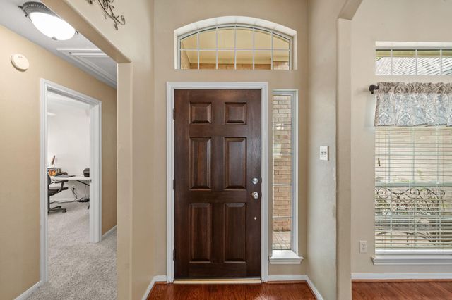 15834 Red Hill Trail, Houston, TX 77095