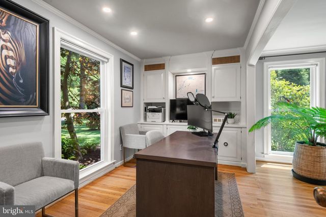 721 GOVERNOR CIR, Newtown Square, PA 19073