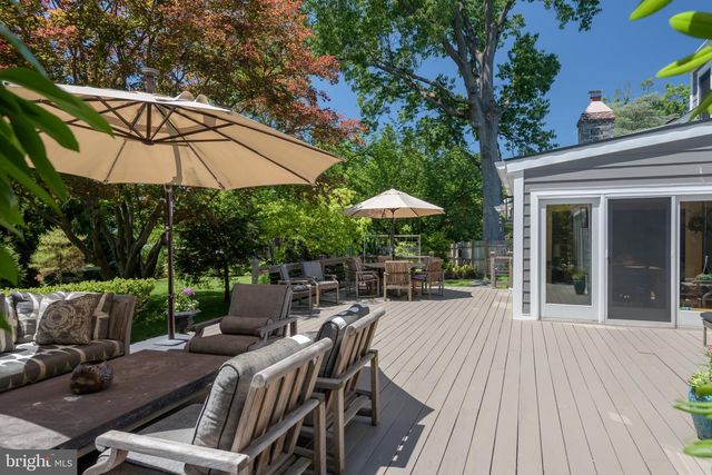 721 GOVERNOR CIR, Newtown Square, PA 19073