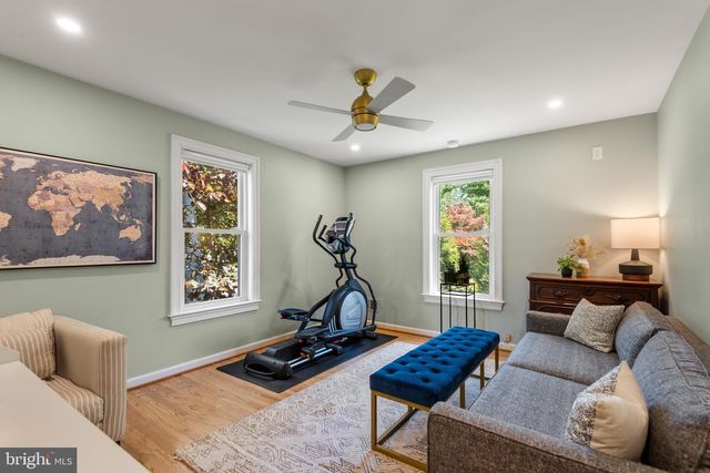 721 GOVERNOR CIR, Newtown Square, PA 19073