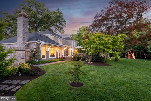 721 GOVERNOR CIR, Newtown Square, PA 19073
