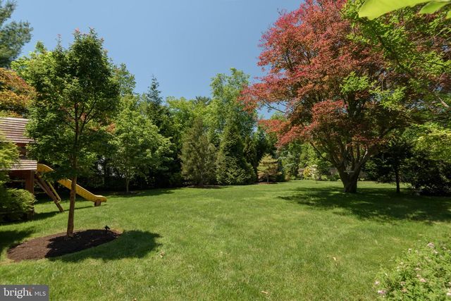 721 GOVERNOR CIR, Newtown Square, PA 19073