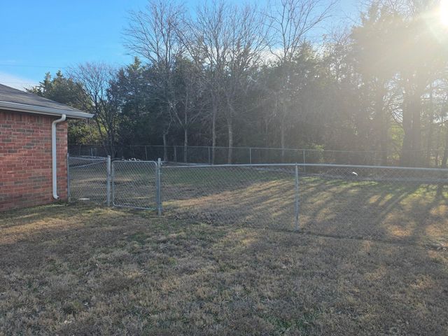 1745 Dynasty Circle, Glenn Heights, TX 75154