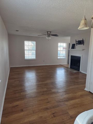 1745 Dynasty Circle, Glenn Heights, TX 75154