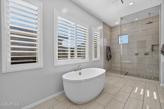 14178 W GRAY FOX Trail, Surprise, AZ 85387