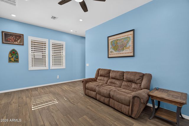 14178 W GRAY FOX Trail, Surprise, AZ 85387