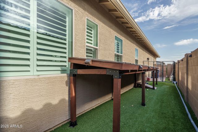 14178 W GRAY FOX Trail, Surprise, AZ 85387