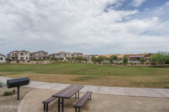 14178 W GRAY FOX Trail, Surprise, AZ 85387