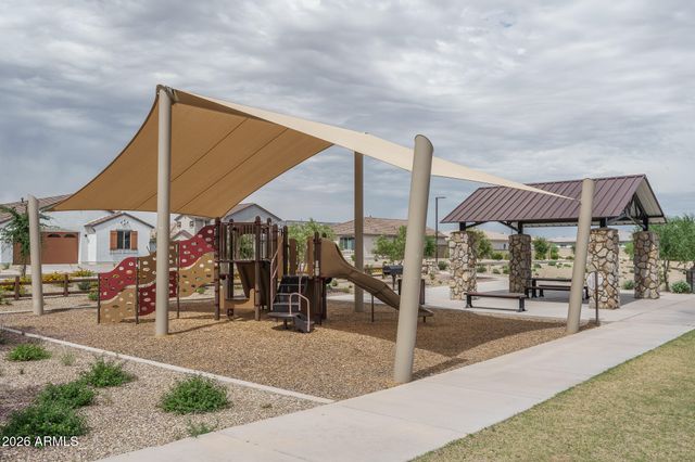 14178 W GRAY FOX Trail, Surprise, AZ 85387