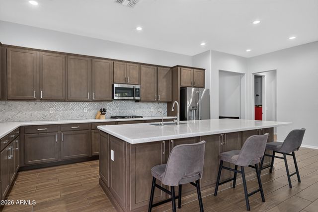 14178 W GRAY FOX Trail, Surprise, AZ 85387