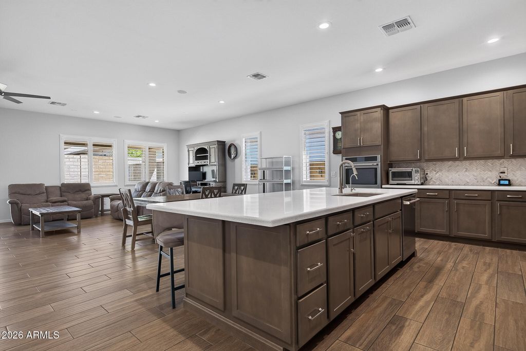 14178 W GRAY FOX Trail, Surprise, AZ 85387 — photo 3