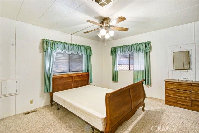 575 S Lyon Avenue 34, Hemet, CA 92543