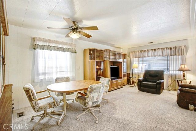 575 S Lyon Avenue 34, Hemet, CA 92543