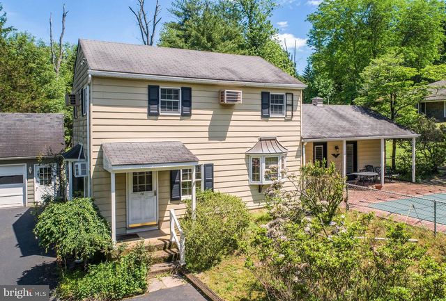 2349 VALLEY RD, Jamison, PA 18929