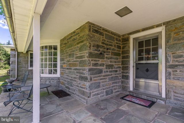 2349 VALLEY RD, Jamison, PA 18929