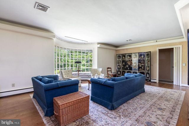 2349 VALLEY RD, Jamison, PA 18929