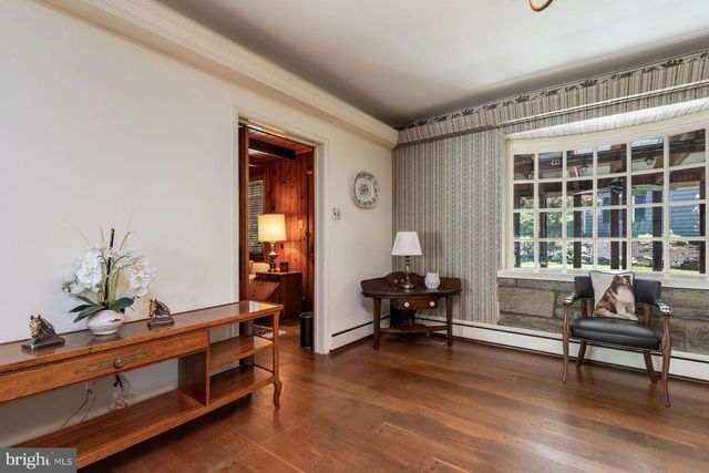 2349 VALLEY RD, Jamison, PA 18929