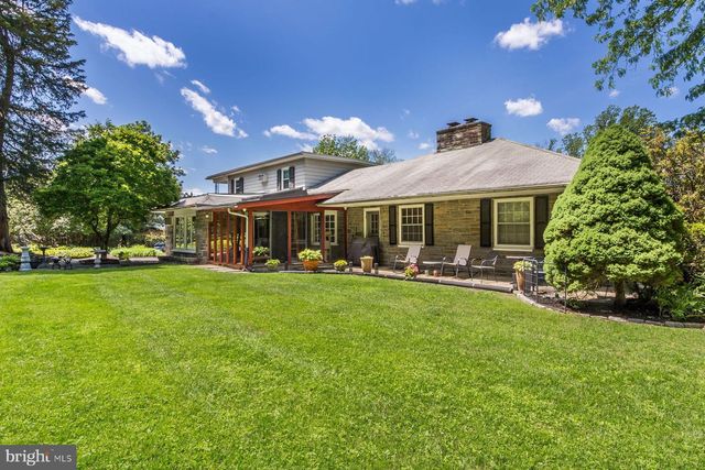 2349 VALLEY RD, Jamison, PA 18929