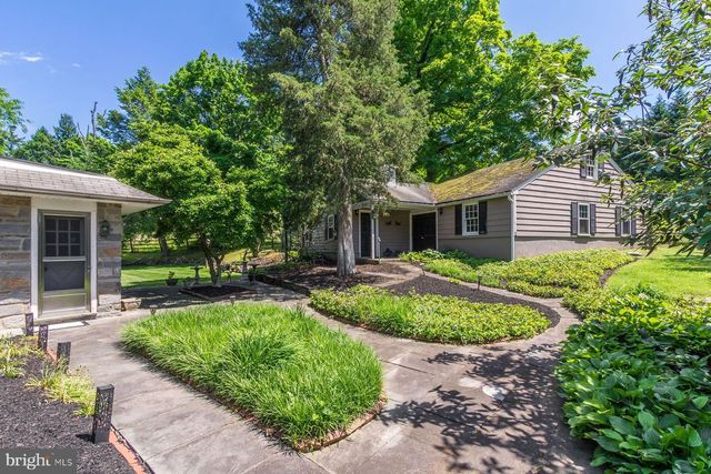 2349 VALLEY RD, Jamison, PA 18929