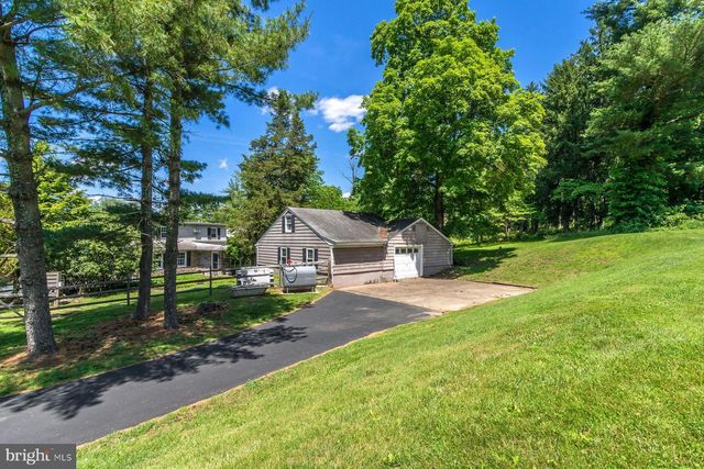 2349 VALLEY RD, Jamison, PA 18929