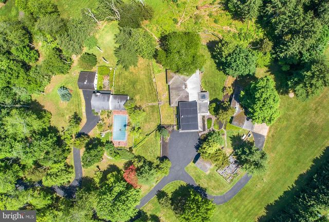 2349 VALLEY RD, Jamison, PA 18929