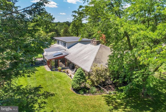 2349 VALLEY RD, Jamison, PA 18929