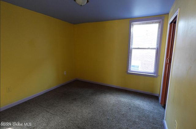 3081 6th Avenue, Troy, NY 12180