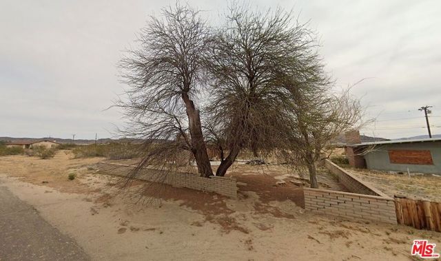 5059 1st Street, Joshua Tree, CA 92252