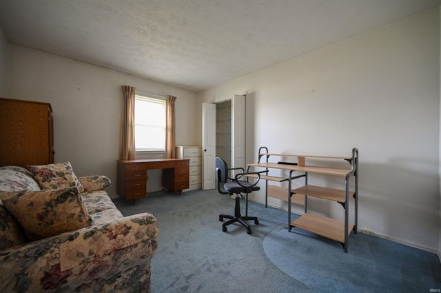 4411 WILLOW Drive, Kokomo, IN 46901