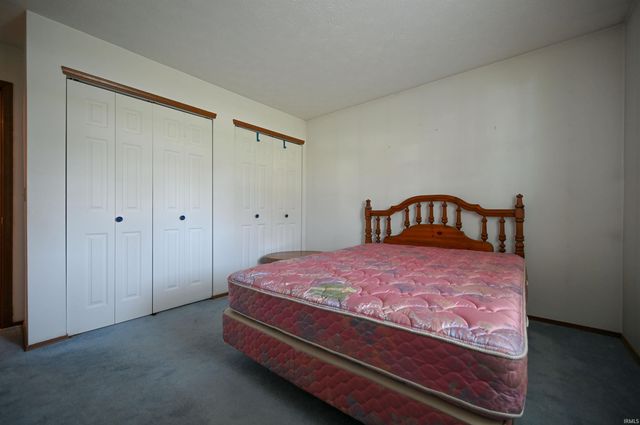 4411 WILLOW Drive, Kokomo, IN 46901