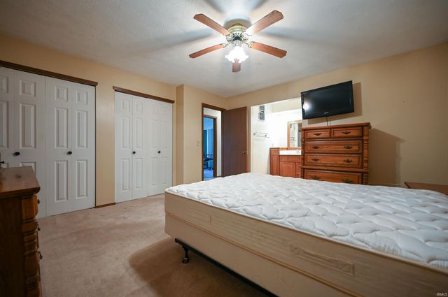 4411 WILLOW Drive, Kokomo, IN 46901