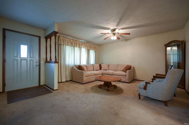 4411 WILLOW Drive, Kokomo, IN 46901