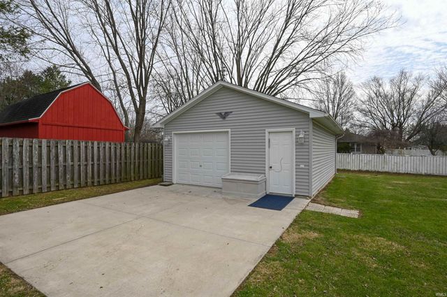 4411 WILLOW Drive, Kokomo, IN 46901