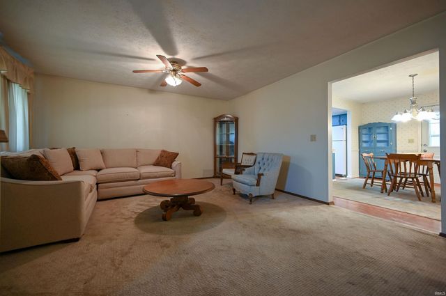 4411 WILLOW Drive, Kokomo, IN 46901