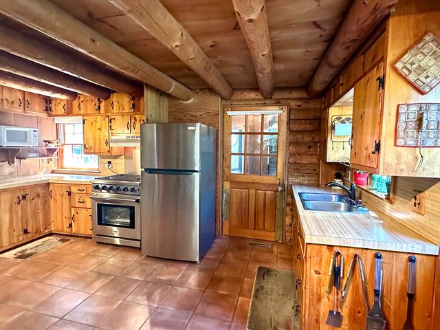 115 French E Road, Sutton, NH 03287