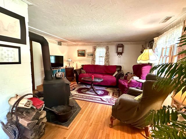 115 French E Road, Sutton, NH 03287