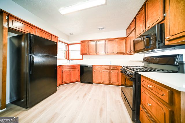 165 Gingercake Court, Fayetteville, GA 30214