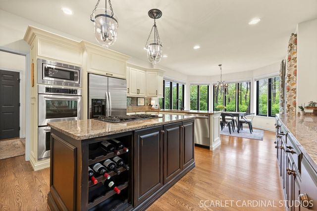 1030 Trillium Trail, West Chicago, IL 60185