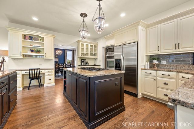 1030 Trillium Trail, West Chicago, IL 60185