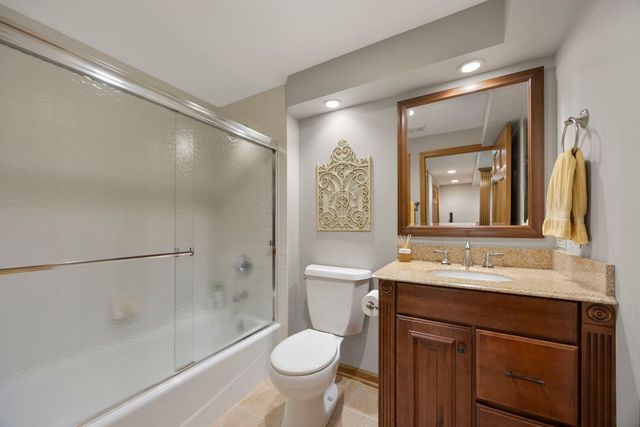 1030 Trillium Trail, West Chicago, IL 60185