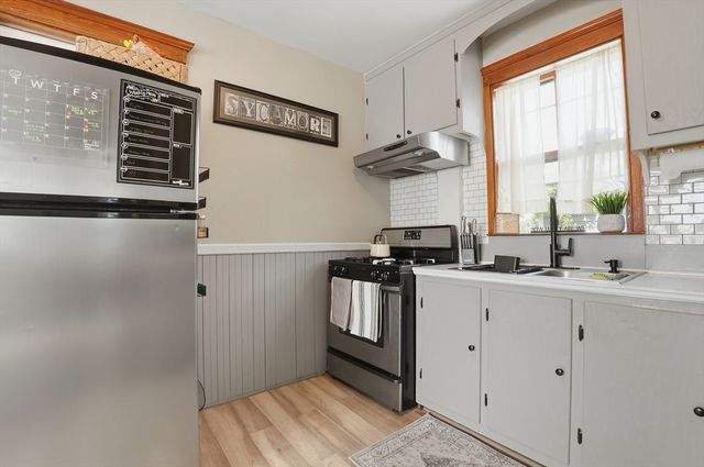 146 Sycamore St, New Bedford, MA 02740