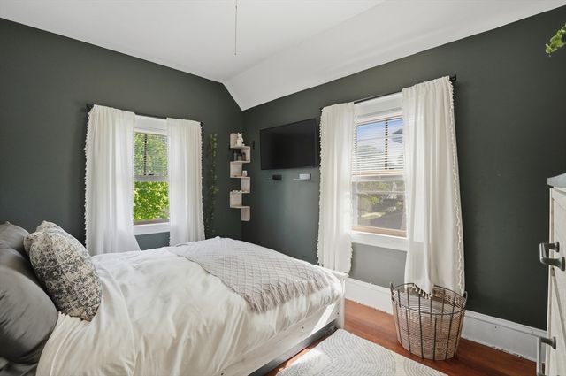 146 Sycamore St, New Bedford, MA 02740