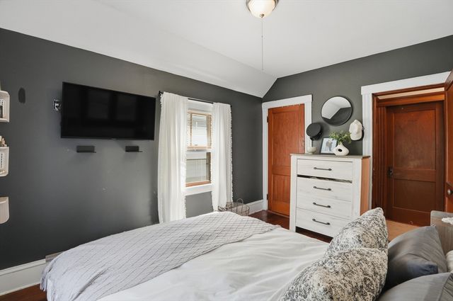 146 Sycamore St, New Bedford, MA 02740